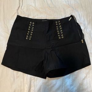 Laced black shorts